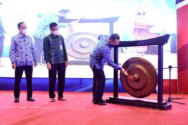 Buka North Sumatera Investment Business Forum, Afifi Minta Tetap Kedepankan Pelayanan Perizinan yang Ramah
